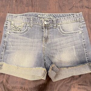 Women’s denim Jean short
